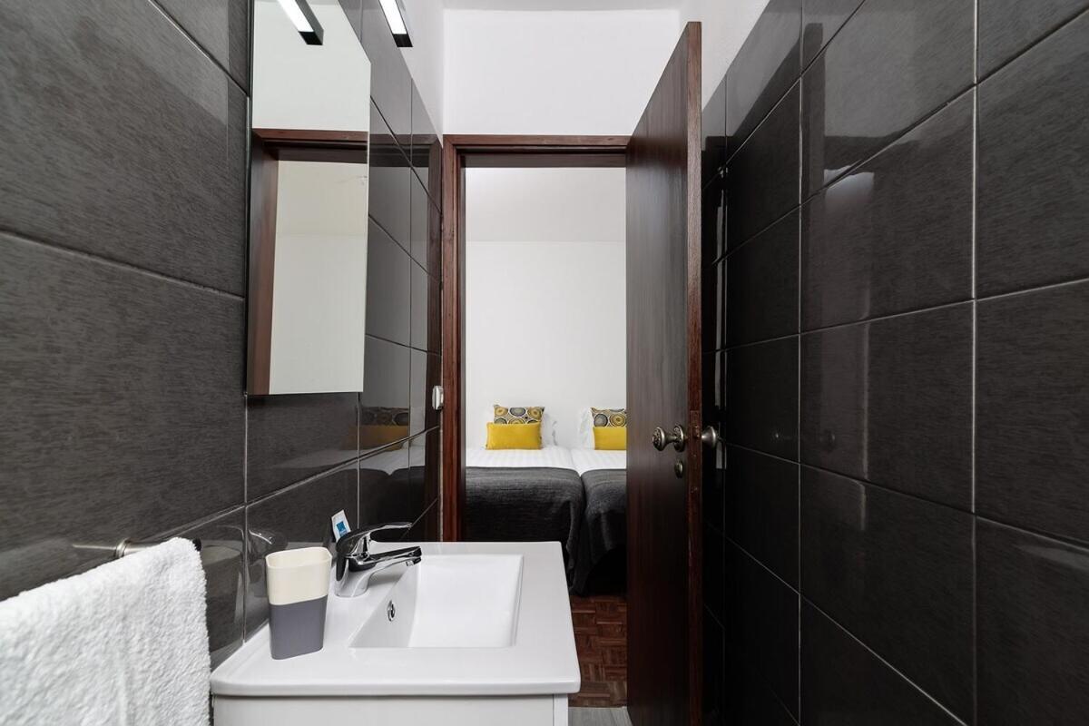 라고스 Casa 2 Irmaos B&B 외부 사진
